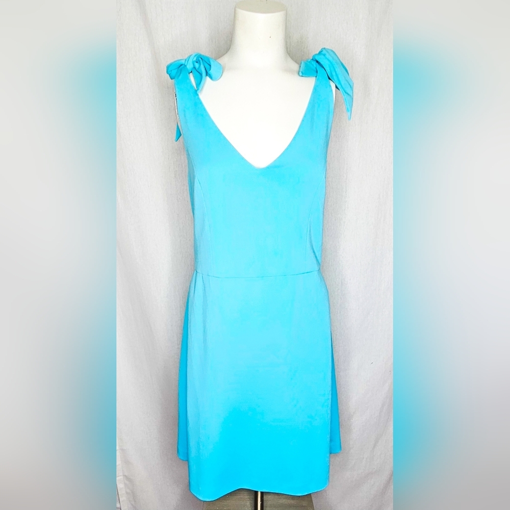 BCBGeneration Sky/Aqua Blue Tie-Shoulder V-Neck‎ Mini Dress Size 12